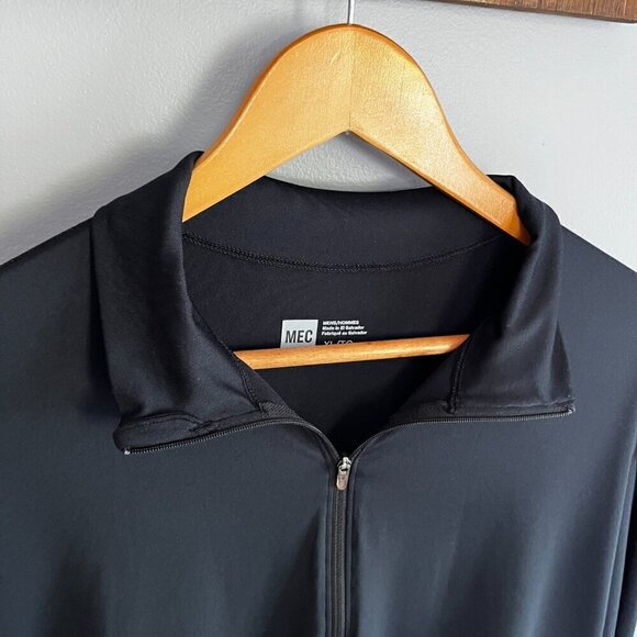 MEC Men's XL Long Sleeve Light Weight 1/2 Zip Black - Picture 4 of 9